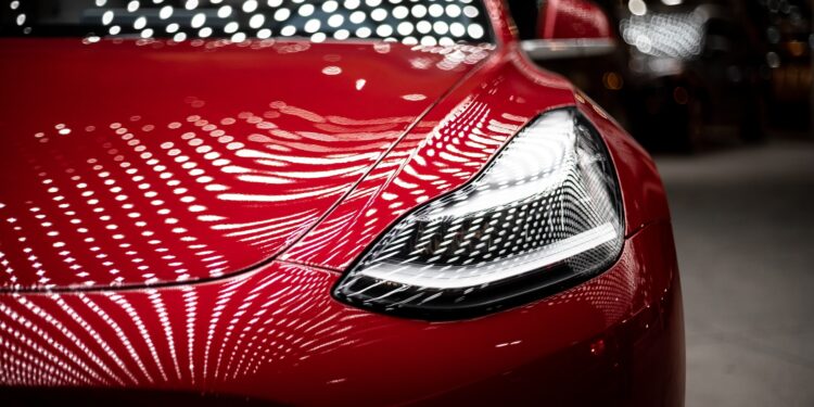 Tesla, o la utopía mentirosa de Elon Musk